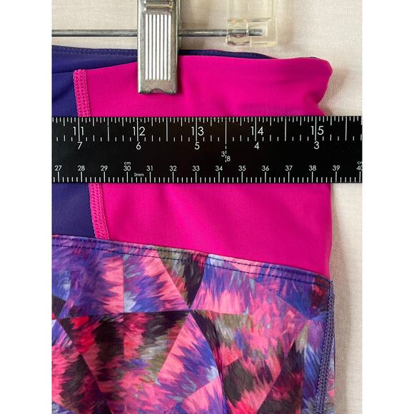 prAna Rai Swim Capri Tights in fuschia/purple, size M - Picture 5 of 6